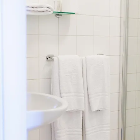 Beau Hotel 3*